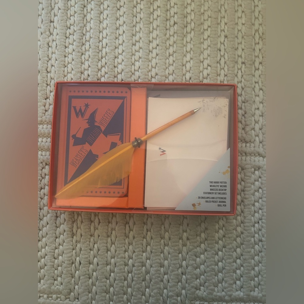 Harry Potter Orange Purple Weasleys’ Wizard Wheezes Desktop Stationary Set